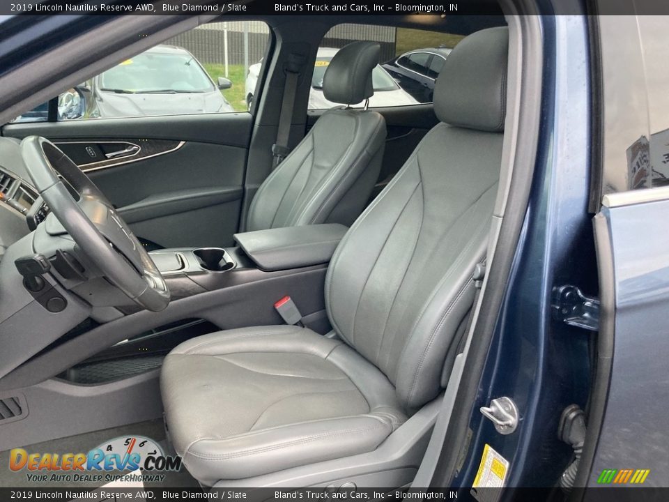 Front Seat of 2019 Lincoln Nautilus Reserve AWD Photo #20