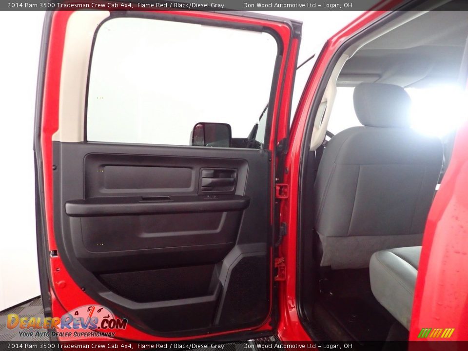 2014 Ram 3500 Tradesman Crew Cab 4x4 Flame Red / Black/Diesel Gray Photo #20