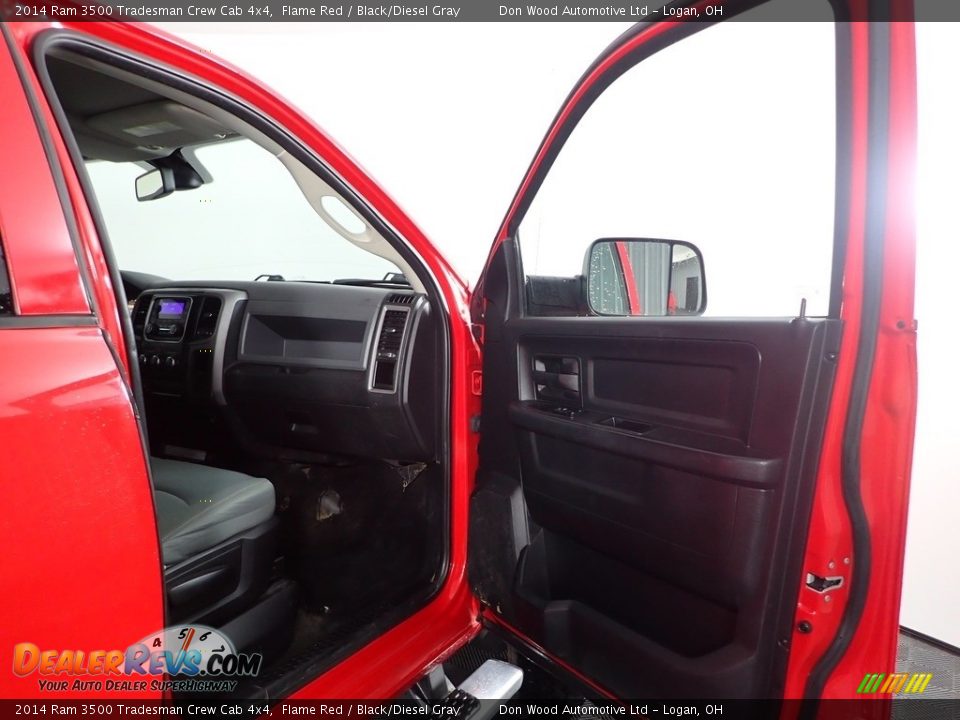 2014 Ram 3500 Tradesman Crew Cab 4x4 Flame Red / Black/Diesel Gray Photo #23