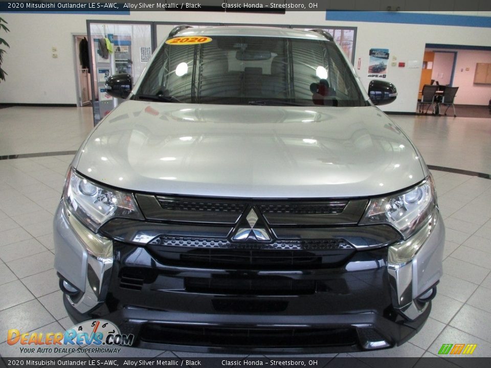 2020 Mitsubishi Outlander LE S-AWC Alloy Silver Metallic / Black Photo #2
