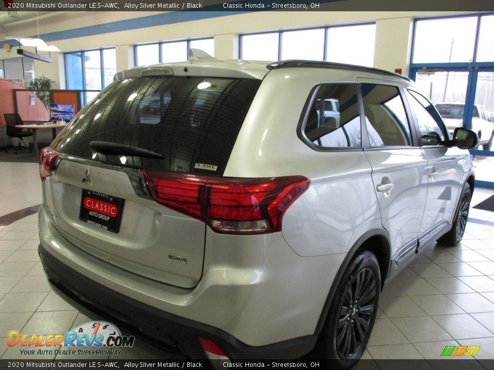 2020 Mitsubishi Outlander LE S-AWC Alloy Silver Metallic / Black Photo #7