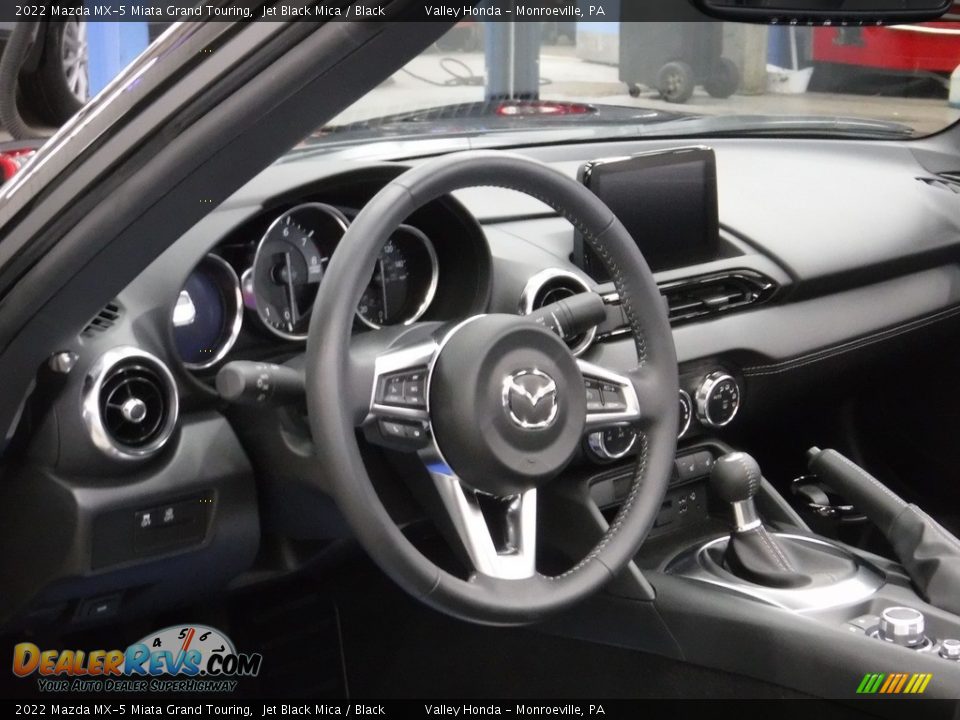 Dashboard of 2022 Mazda MX-5 Miata Grand Touring Photo #13