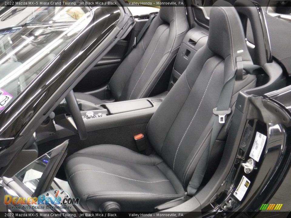 Front Seat of 2022 Mazda MX-5 Miata Grand Touring Photo #15