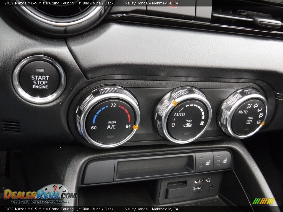 Controls of 2022 Mazda MX-5 Miata Grand Touring Photo #19