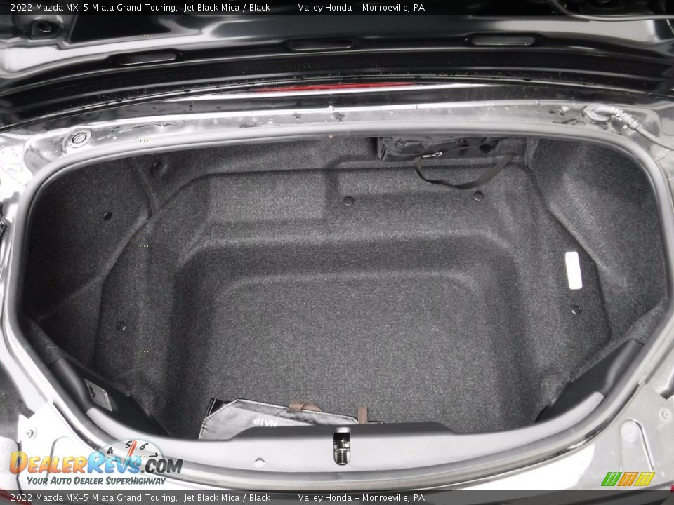 2022 Mazda MX-5 Miata Grand Touring Trunk Photo #26