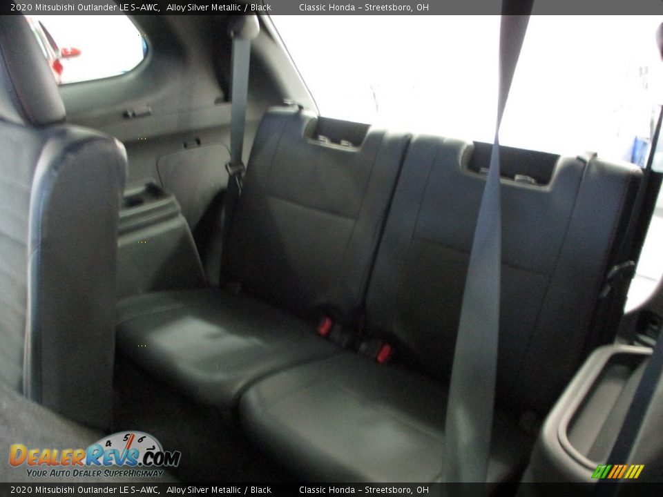 2020 Mitsubishi Outlander LE S-AWC Alloy Silver Metallic / Black Photo #25