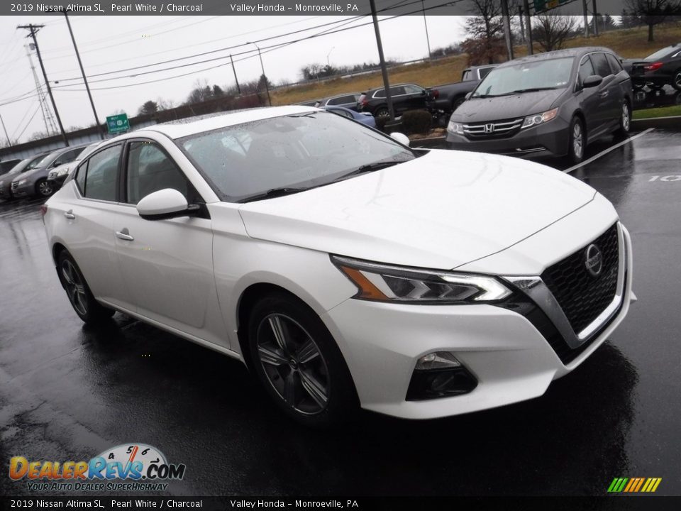 2019 Nissan Altima SL Pearl White / Charcoal Photo #6