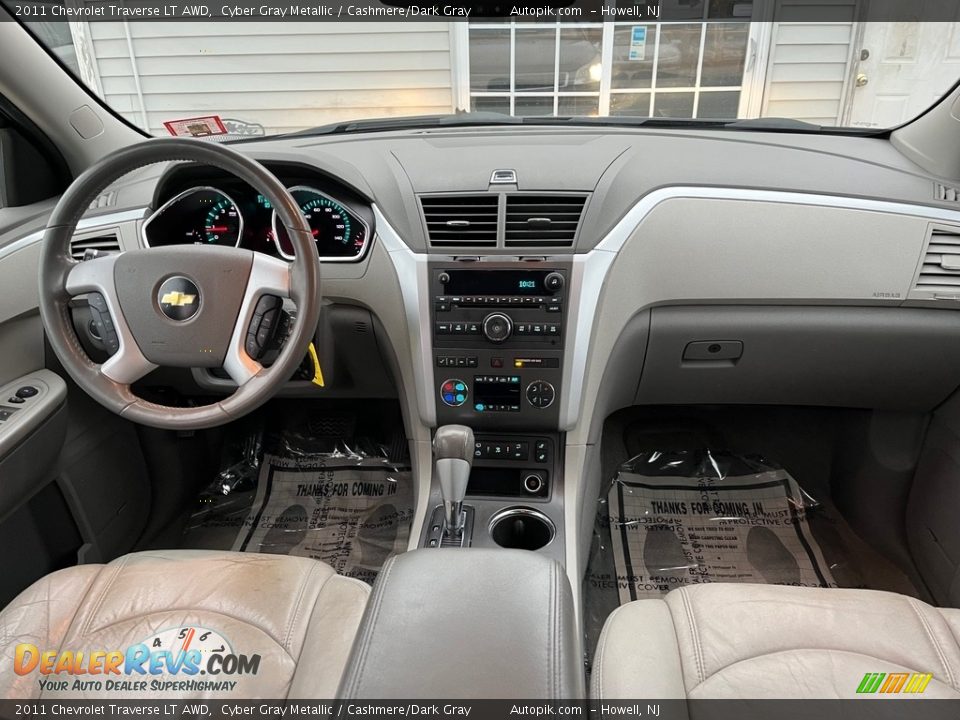 2011 Chevrolet Traverse LT AWD Cyber Gray Metallic / Cashmere/Dark Gray Photo #23