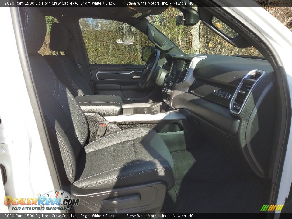 2020 Ram 1500 Big Horn Crew Cab 4x4 Bright White / Black Photo #17