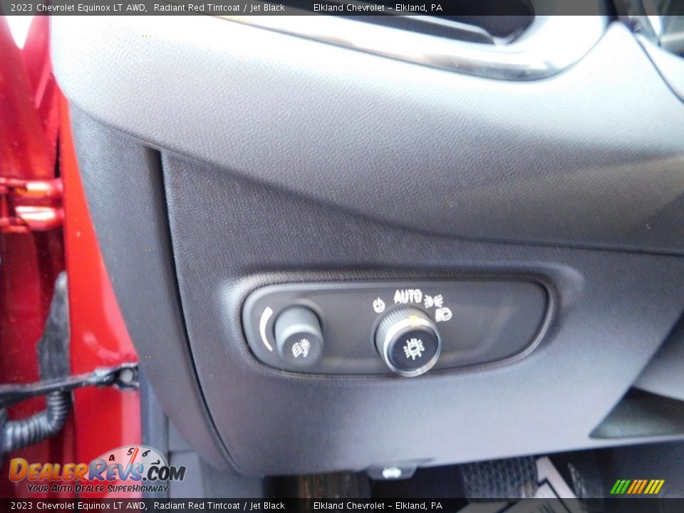 Controls of 2023 Chevrolet Equinox LT AWD Photo #25