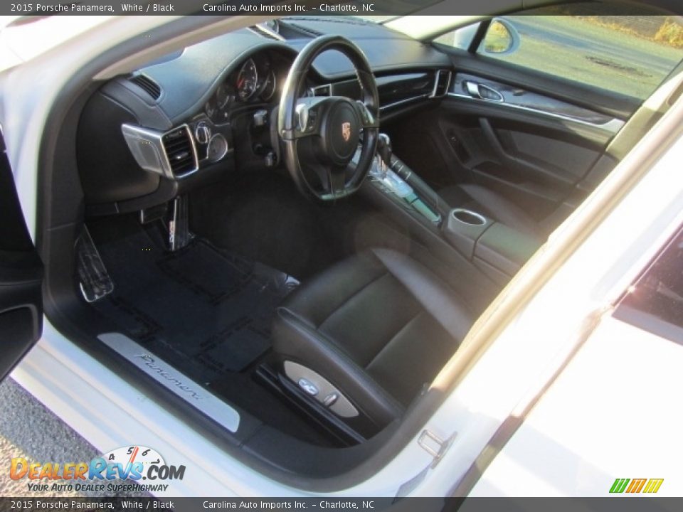 2015 Porsche Panamera White / Black Photo #17