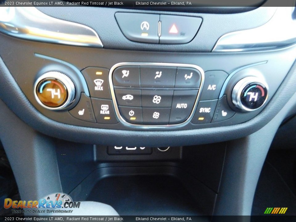 Controls of 2023 Chevrolet Equinox LT AWD Photo #30