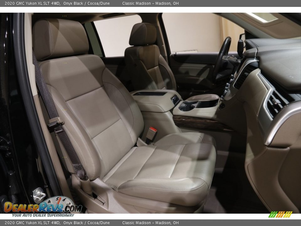 2020 GMC Yukon XL SLT 4WD Onyx Black / Cocoa/Dune Photo #17
