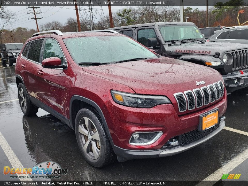 2021 Jeep Cherokee Limited 4x4 Velvet Red Pearl / Black Photo #3