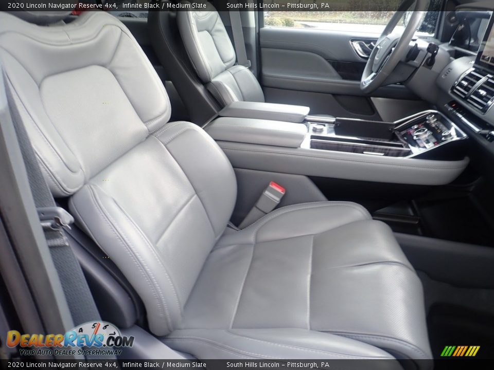 Front Seat of 2020 Lincoln Navigator Reserve 4x4 Photo #11