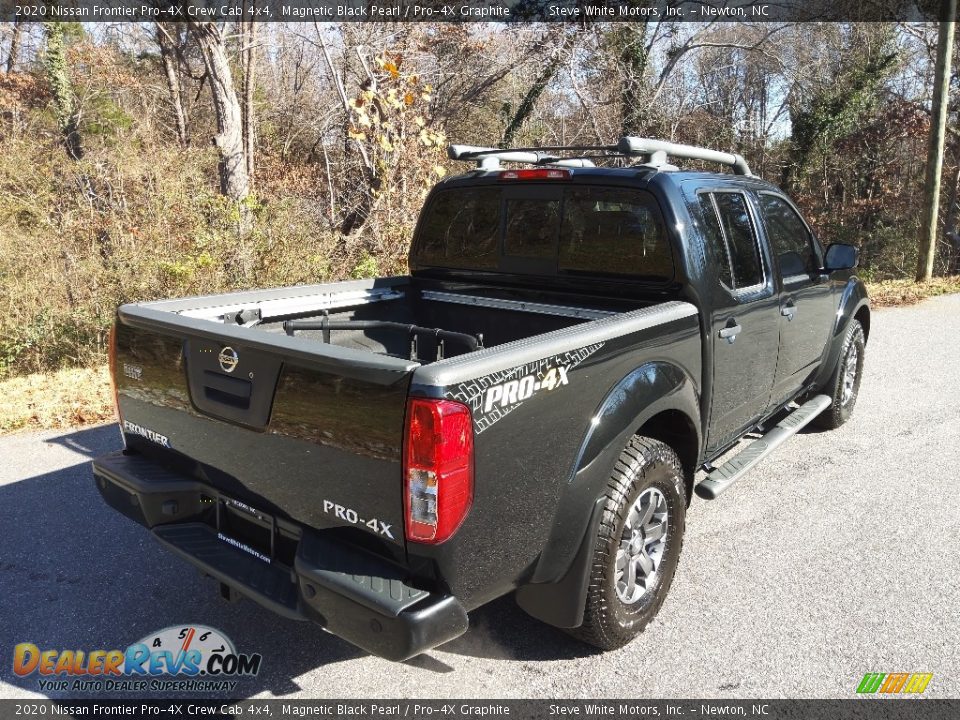 2020 Nissan Frontier Pro-4X Crew Cab 4x4 Magnetic Black Pearl / Pro-4X Graphite Photo #7