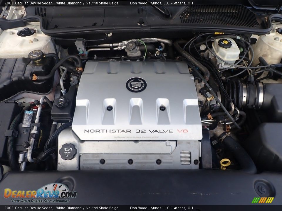 2003 Cadillac DeVille Sedan White Diamond / Neutral Shale Beige Photo #5