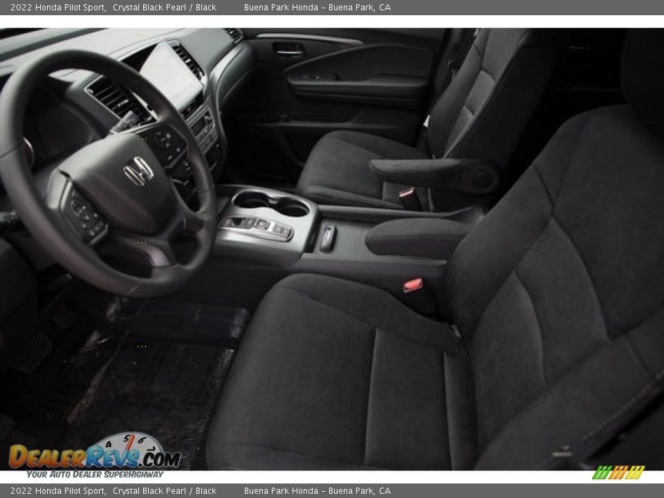 Front Seat of 2022 Honda Pilot Sport Photo #15