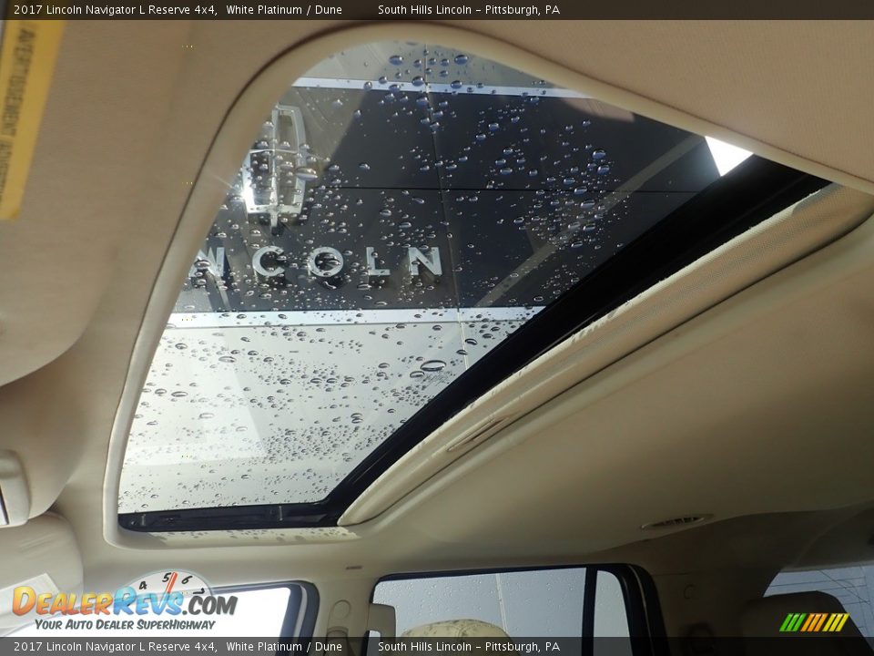 2017 Lincoln Navigator L Reserve 4x4 White Platinum / Dune Photo #20