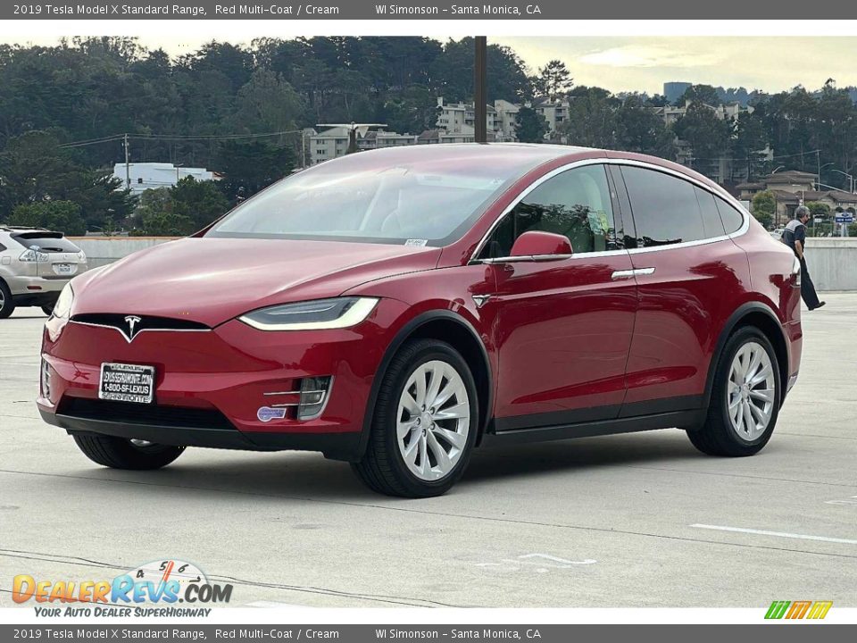Front 3/4 View of 2019 Tesla Model X Standard Range Photo #8
