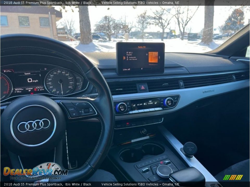 Dashboard of 2018 Audi S5 Premium Plus Sportback Photo #26