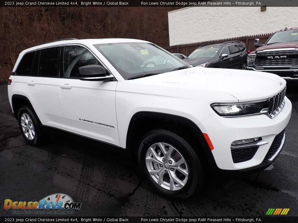2023 Jeep Grand Cherokee Limited 4x4 Bright White / Global Black Photo #8