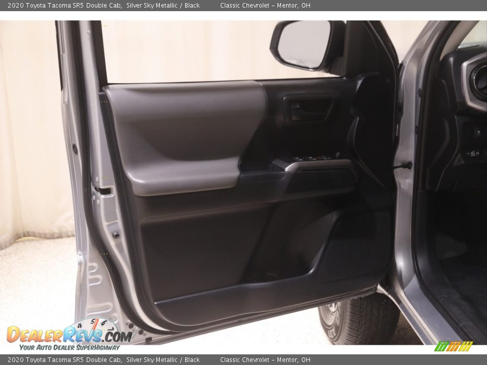 Door Panel of 2020 Toyota Tacoma SR5 Double Cab Photo #4