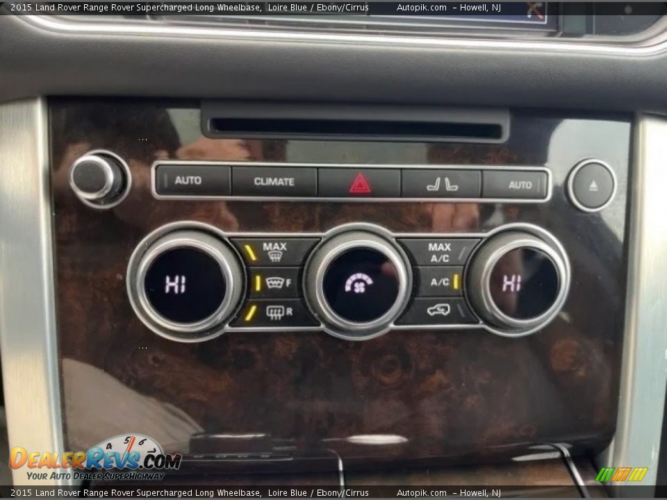 Controls of 2015 Land Rover Range Rover Supercharged Long Wheelbase Photo #16