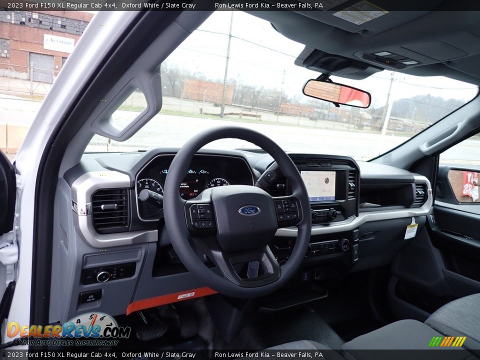 Dashboard of 2023 Ford F150 XL Regular Cab 4x4 Photo #19