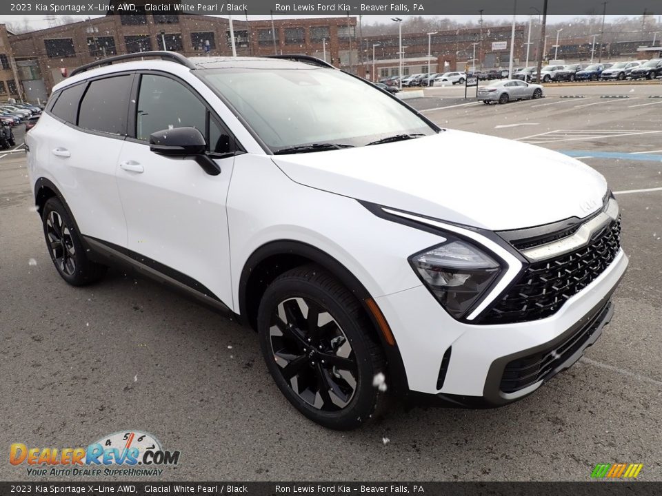 Front 3/4 View of 2023 Kia Sportage X-Line AWD Photo #2