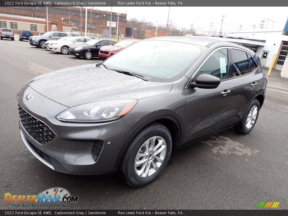 Front 3/4 View of 2022 Ford Escape SE 4WD Photo #4