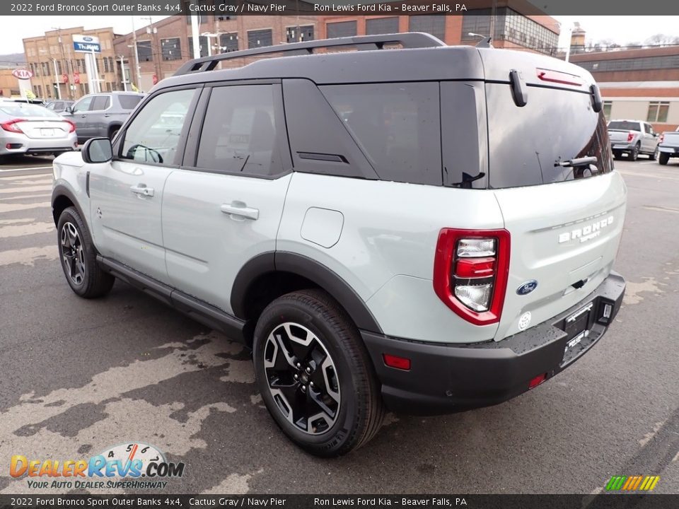 2022 Ford Bronco Sport Outer Banks 4x4 Cactus Gray / Navy Pier Photo #6