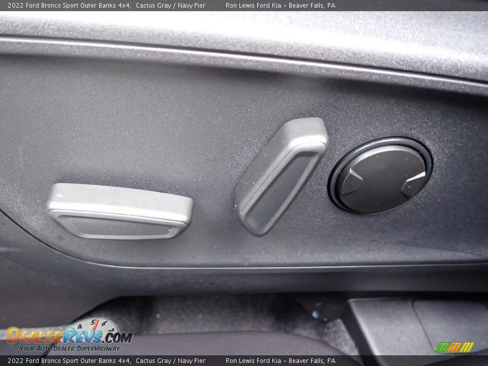 2022 Ford Bronco Sport Outer Banks 4x4 Cactus Gray / Navy Pier Photo #16