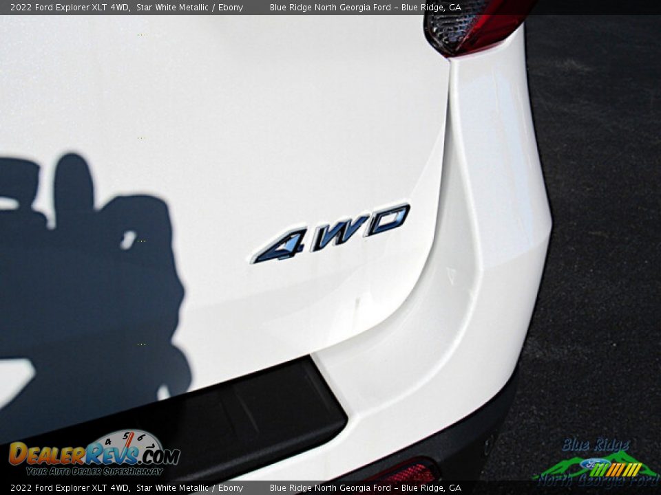 2022 Ford Explorer XLT 4WD Star White Metallic / Ebony Photo #32