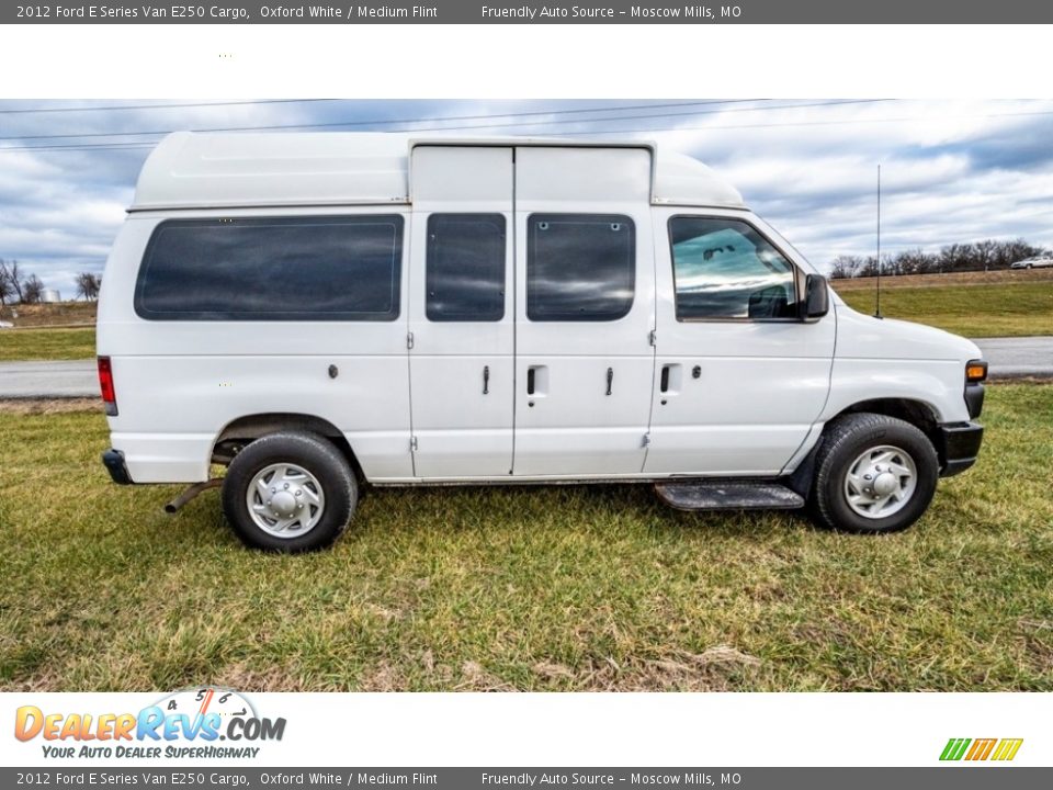 2012 Ford E Series Van E250 Cargo Oxford White / Medium Flint Photo #3