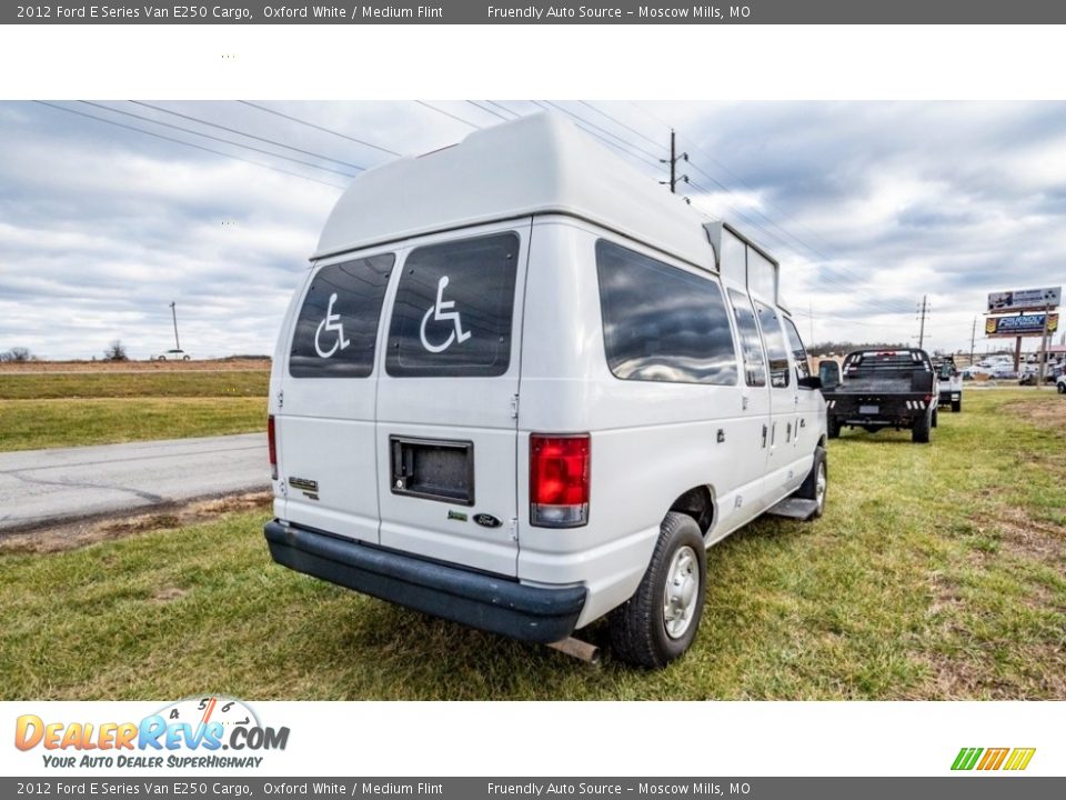 2012 Ford E Series Van E250 Cargo Oxford White / Medium Flint Photo #4