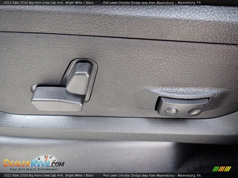 2022 Ram 2500 Big Horn Crew Cab 4x4 Bright White / Black Photo #16
