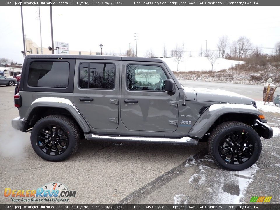 2023 Jeep Wrangler Unlimited Sahara 4XE Hybrid Sting-Gray / Black Photo #4