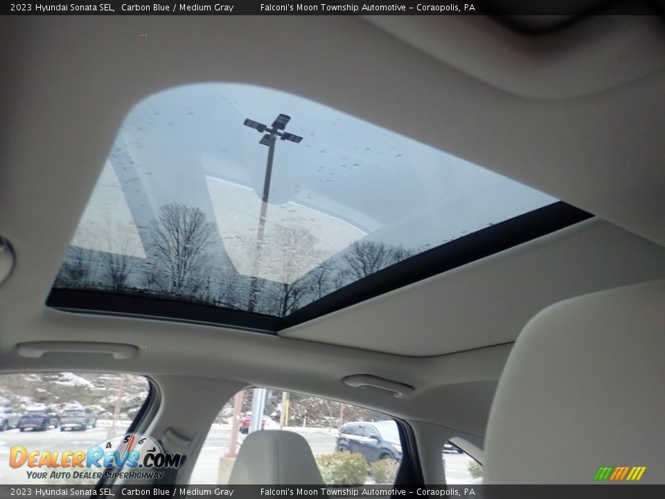 Sunroof of 2023 Hyundai Sonata SEL Photo #15