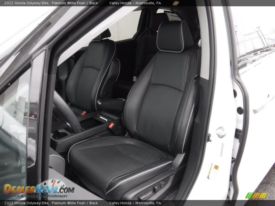 2022 Honda Odyssey Elite Platinum White Pearl / Black Photo #17