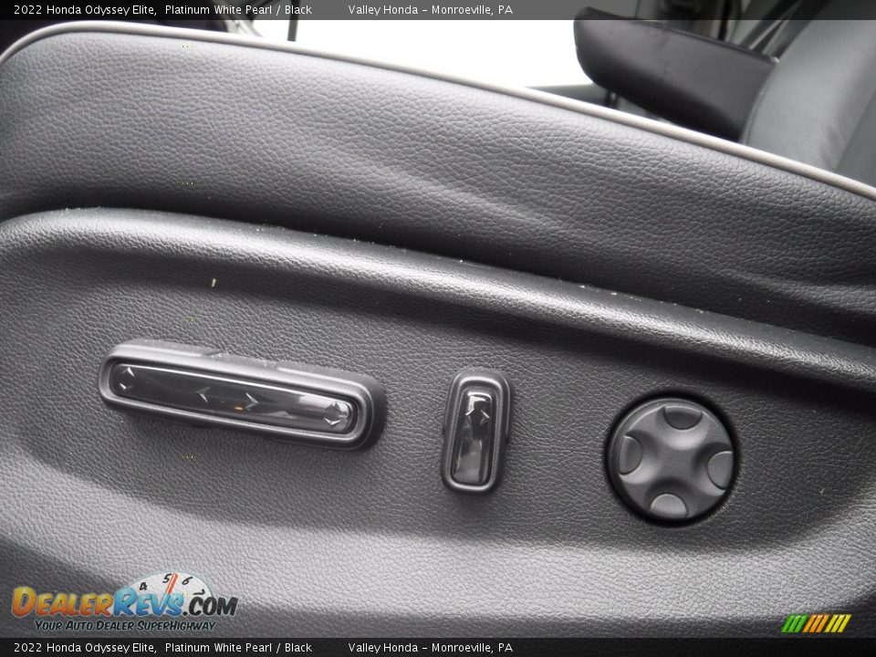 2022 Honda Odyssey Elite Platinum White Pearl / Black Photo #18