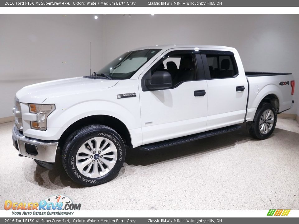 2016 Ford F150 XL SuperCrew 4x4 Oxford White / Medium Earth Gray Photo #3