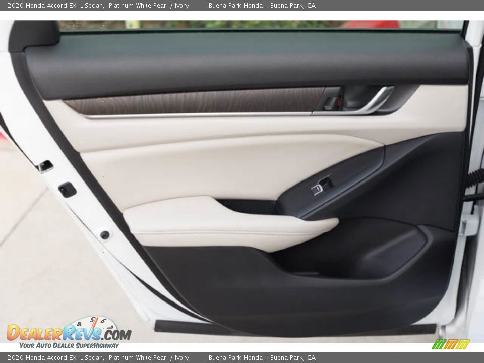 2020 Honda Accord EX-L Sedan Platinum White Pearl / Ivory Photo #32