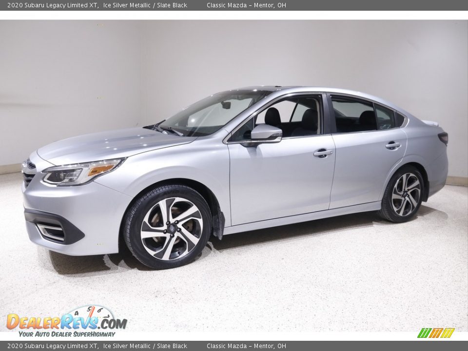 Front 3/4 View of 2020 Subaru Legacy Limited XT Photo #3