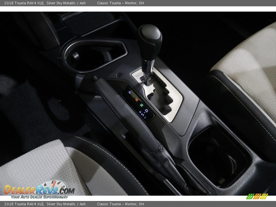 2018 Toyota RAV4 XLE Silver Sky Metallic / Ash Photo #13