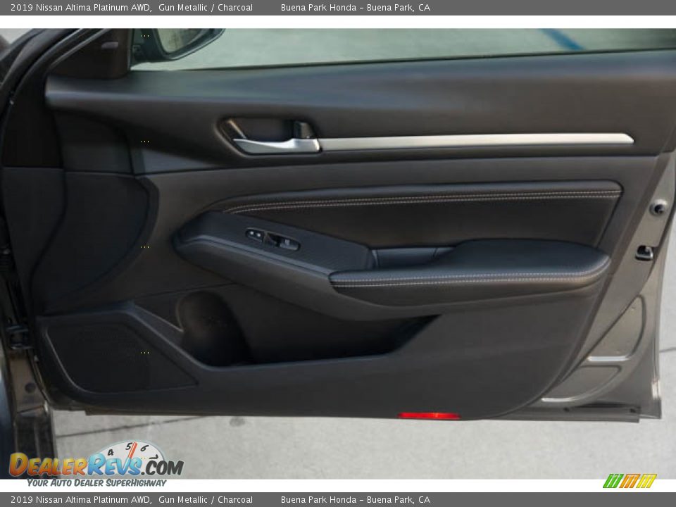 Door Panel of 2019 Nissan Altima Platinum AWD Photo #33