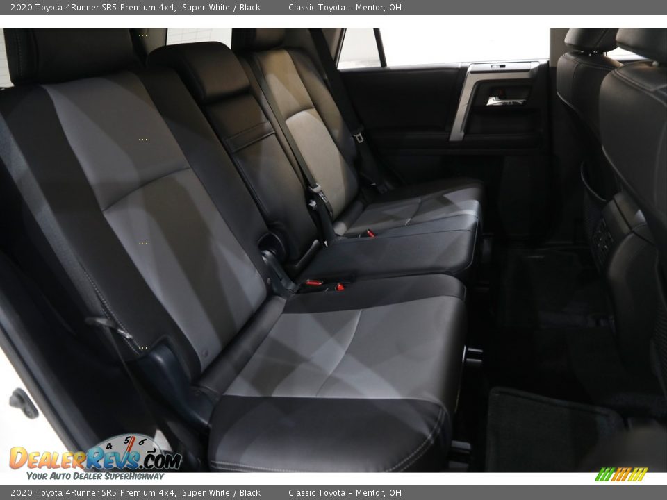 2020 Toyota 4Runner SR5 Premium 4x4 Super White / Black Photo #18