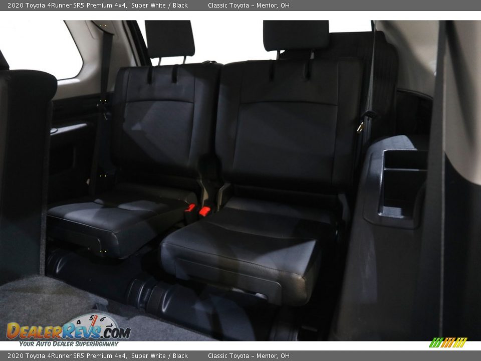 2020 Toyota 4Runner SR5 Premium 4x4 Super White / Black Photo #20