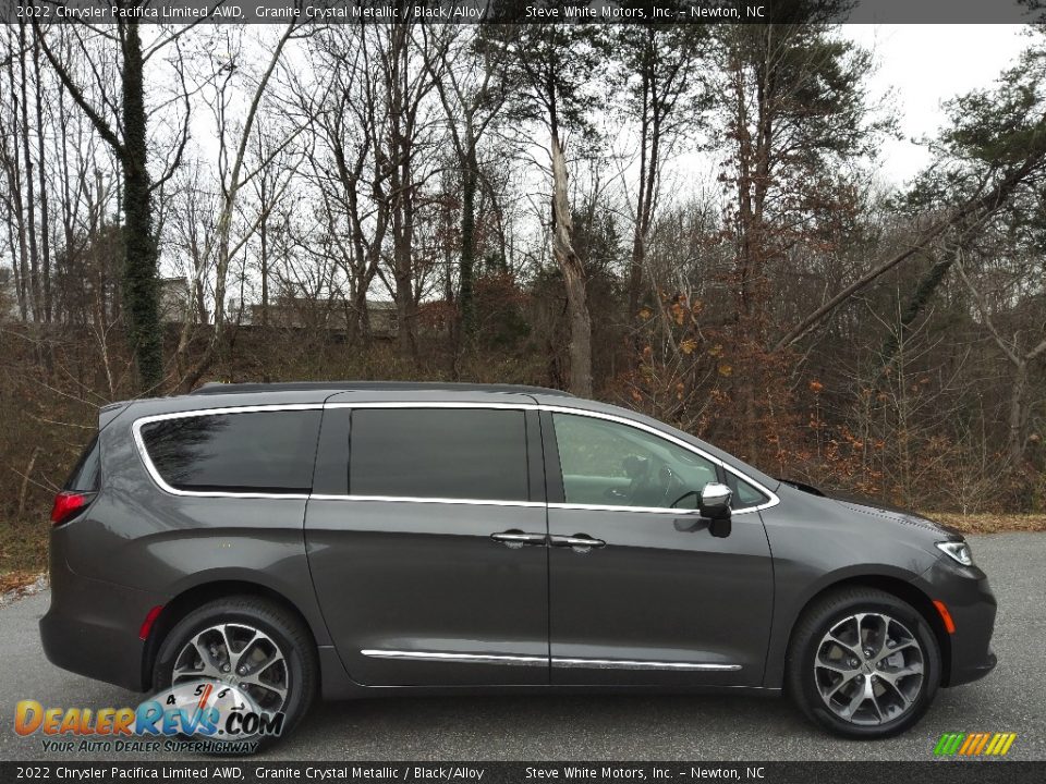 Granite Crystal Metallic 2022 Chrysler Pacifica Limited AWD Photo #5