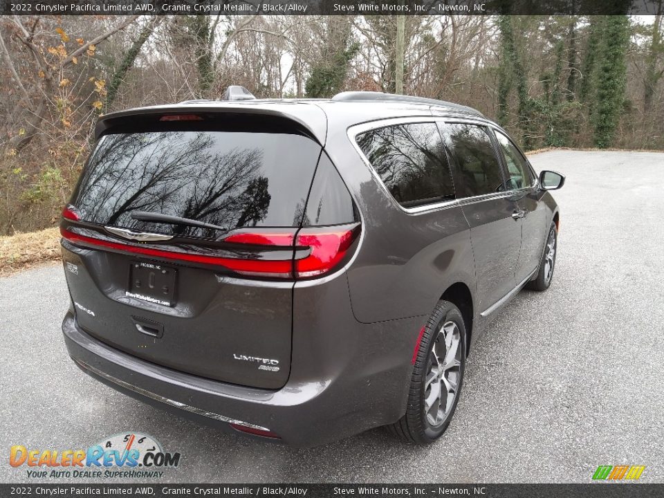 2022 Chrysler Pacifica Limited AWD Granite Crystal Metallic / Black/Alloy Photo #6